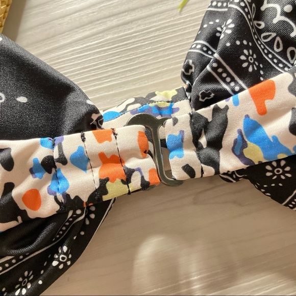 RARE Maaji 🌺 Reversible Tropical 4-Way Strap(less) Bralette Bikini Top 🏝🍹🌼 - Picture 10 of 16